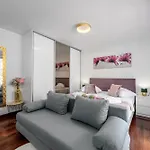 Apartment Pivac *