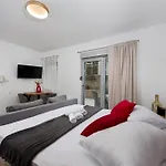 Pivac Apartment