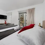 Pivac Apartment