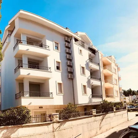 Pivac Makarska