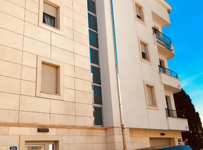 Daire Pivac Makarska